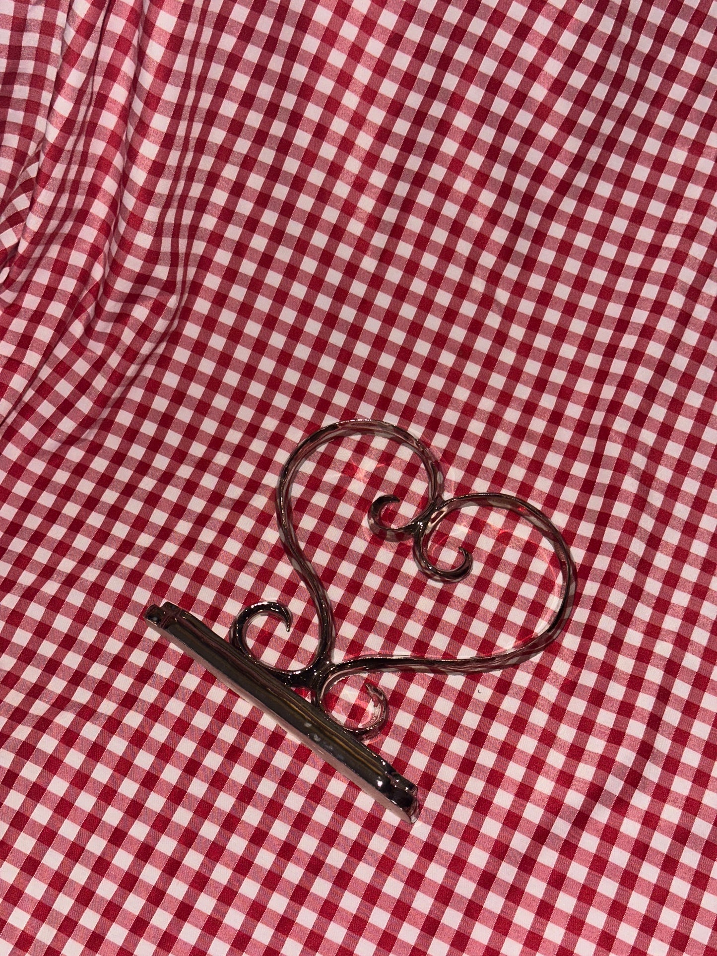 Swirly heart ornament