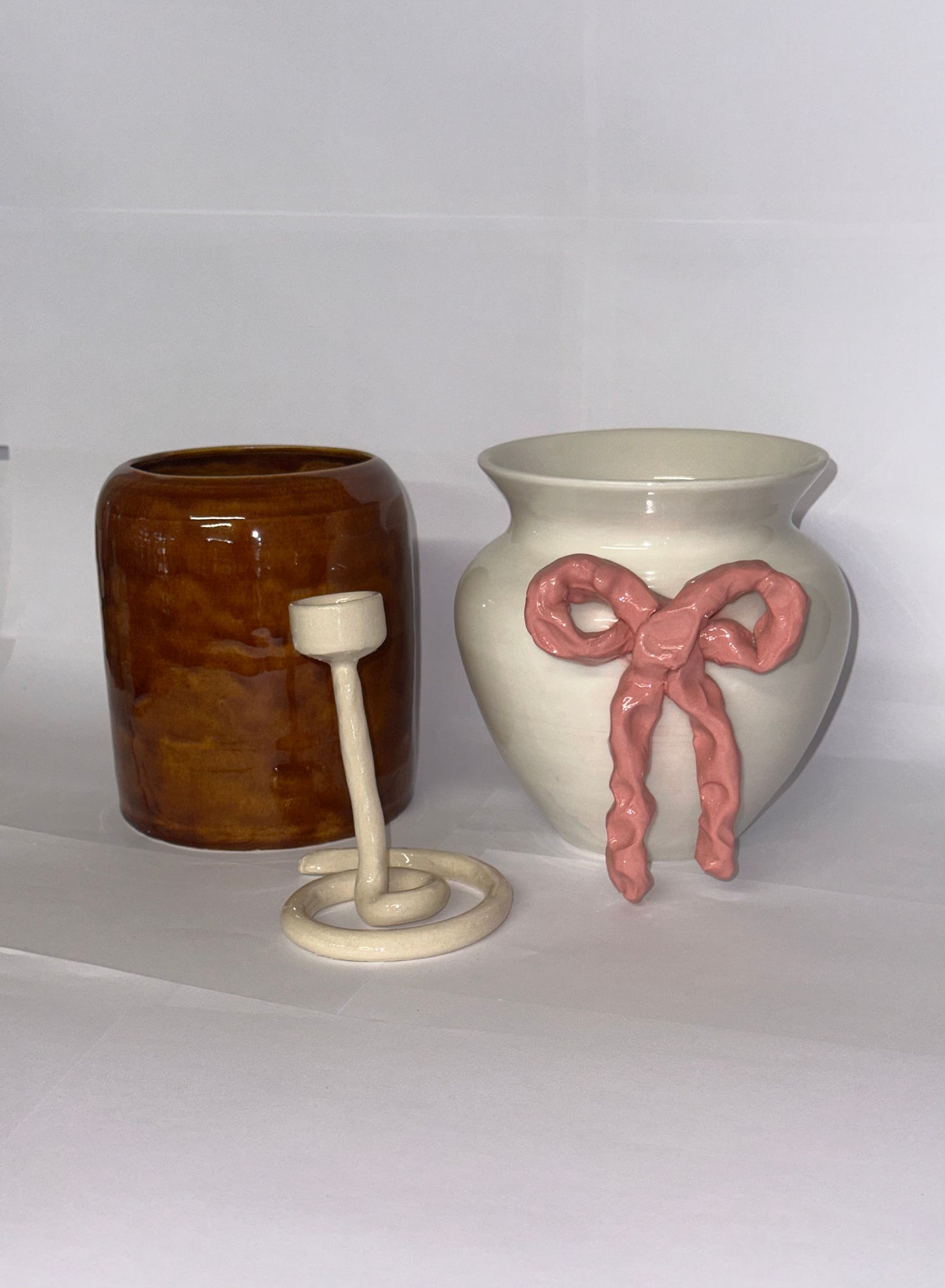 Beige swirl candlestick