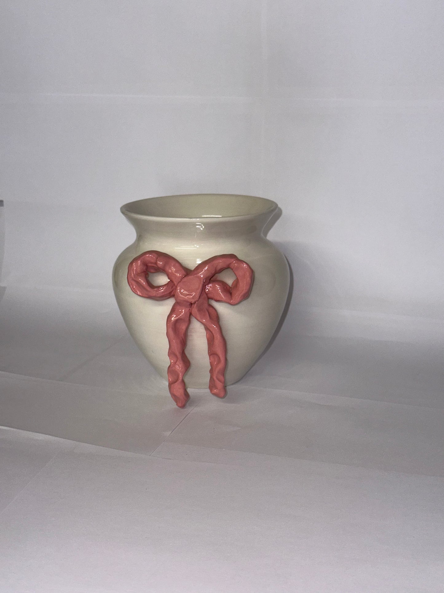 Pink bow vase