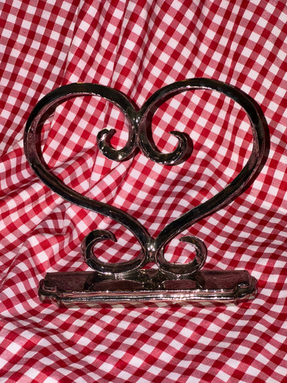 Swirly heart ornament