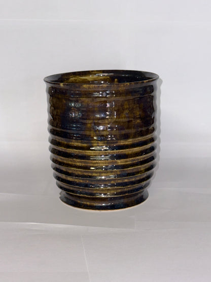 Brutalist plant pot
