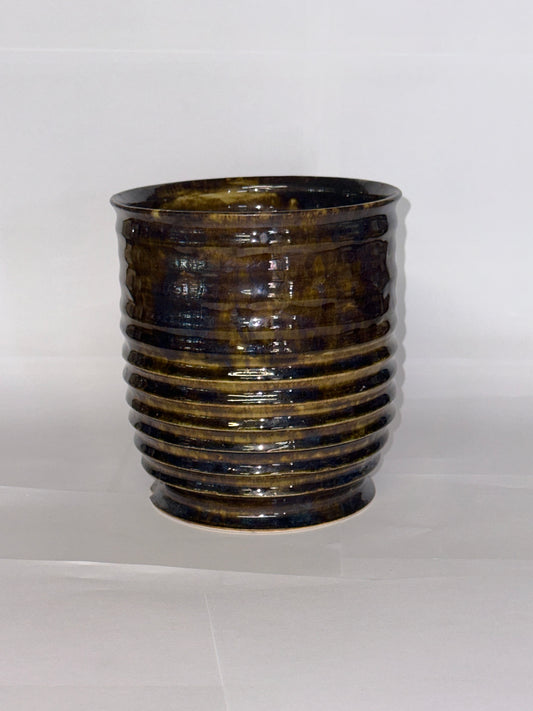 Brutalist plant pot